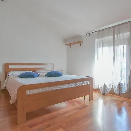 Queen Home Funo Centergross Castel Maggiore Exterior photo