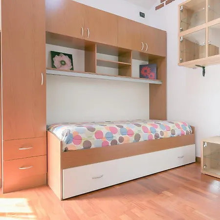 Queen Home Funo Centergross Castel Maggiore Exterior photo